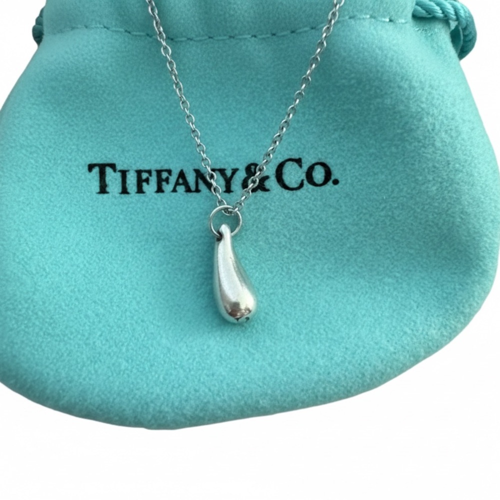 Tiffany & Co. Silver Teardrop Necklace 16”